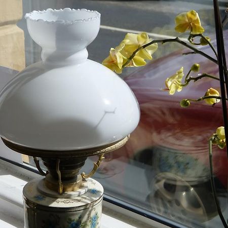 The Iverna Eastbourne Bagian luar foto