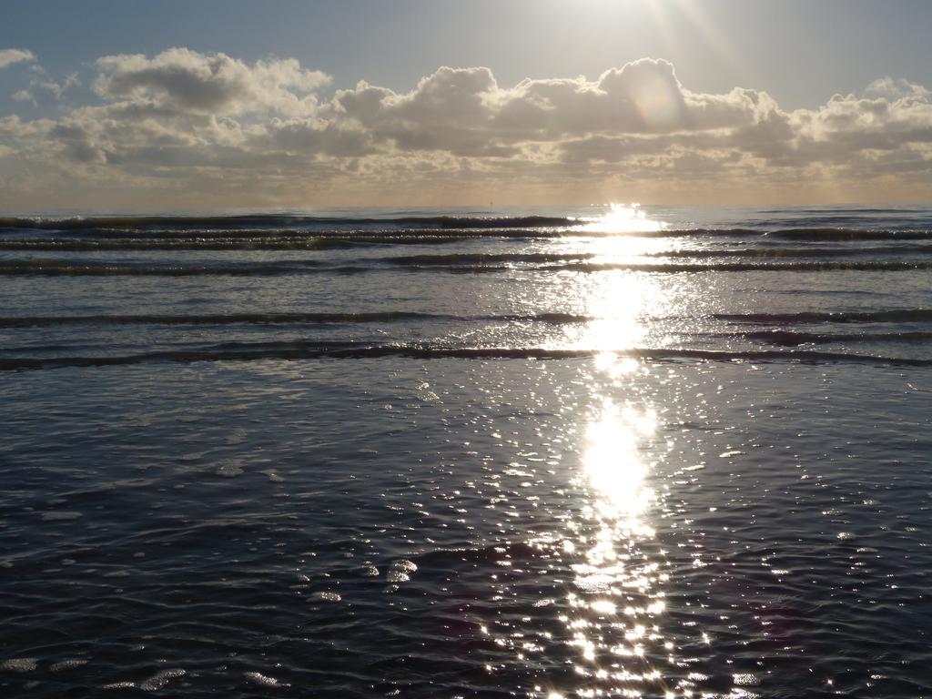 The Iverna Eastbourne Bagian luar foto
