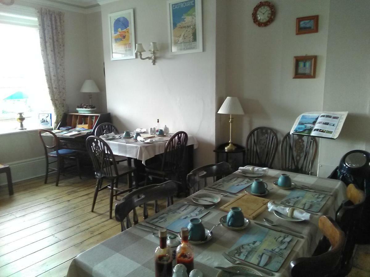 The Iverna Eastbourne Bagian luar foto